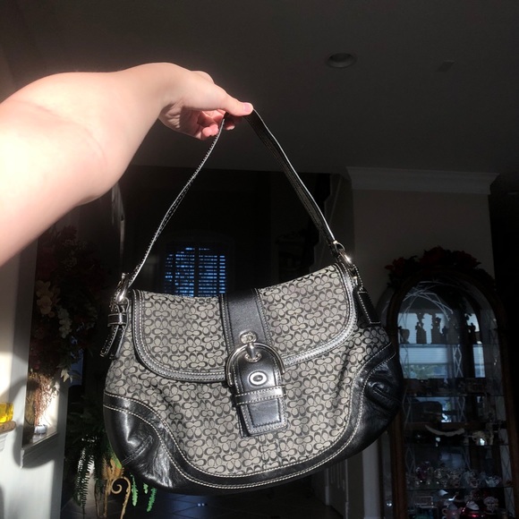 COACH PURSE - Picture 3 of 13